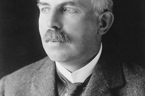 05_Ernest_Rutherford_M